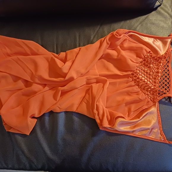 Year-round DRESS - Picture 3 of 4